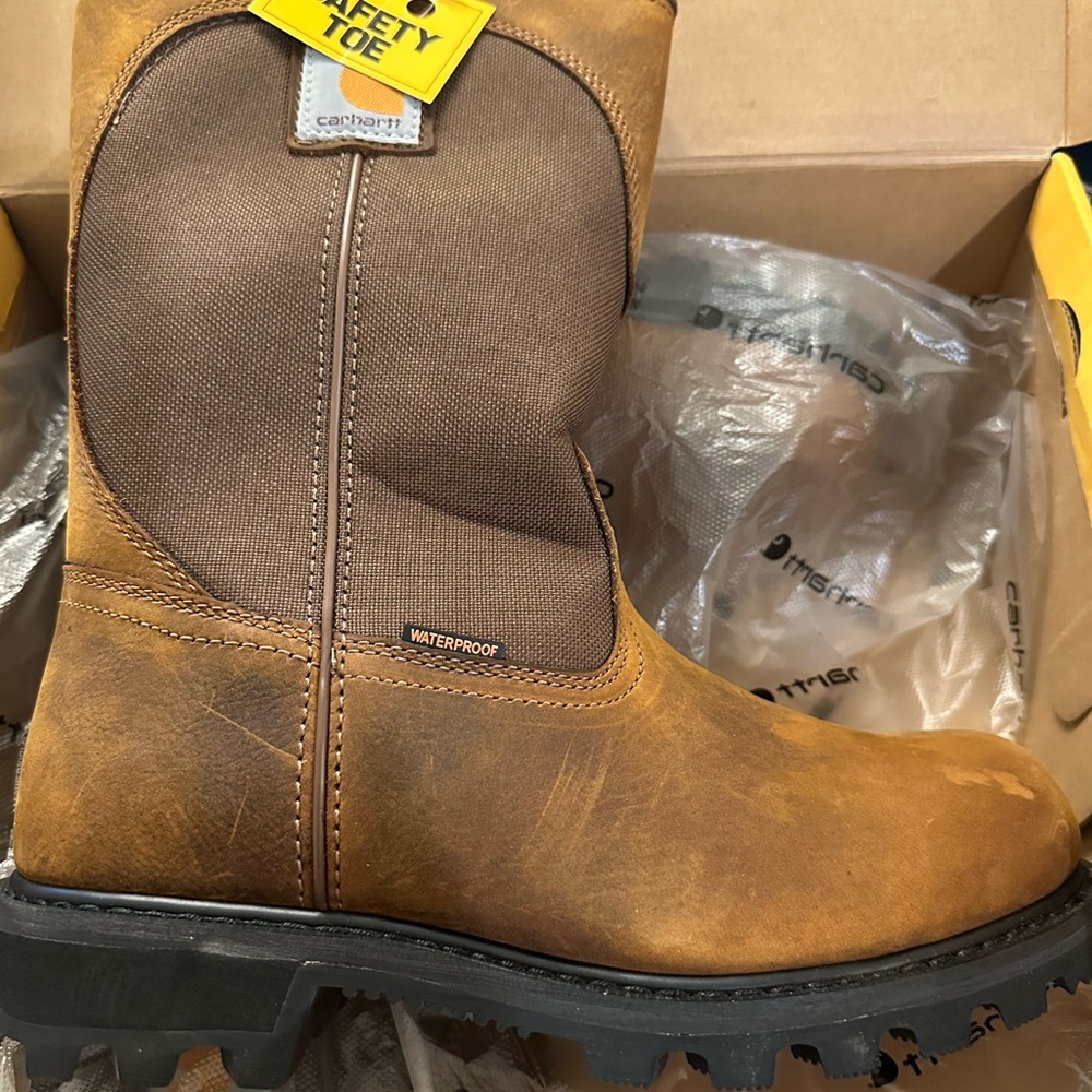 Carhartt Wellington 10-Inch Steel Toe Work Boots, Waterproof, 9M